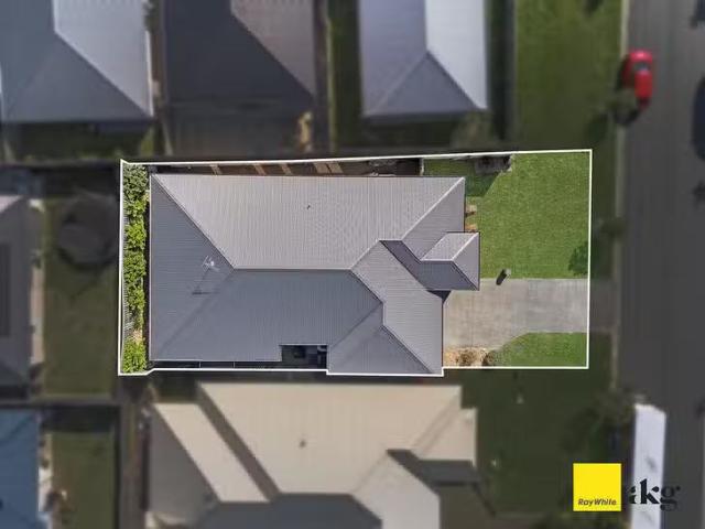 Nice 48 Bowerbird Street, Deebing Heights, QLD 4306