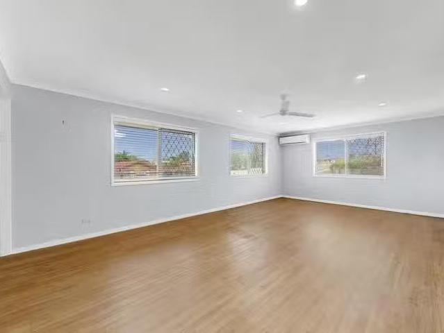 Rental! 48 Vergulde Road, Regents Park, QLD 4118