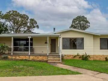 Rental! 49 Forbes Street, Glen Innes, NSW 2370