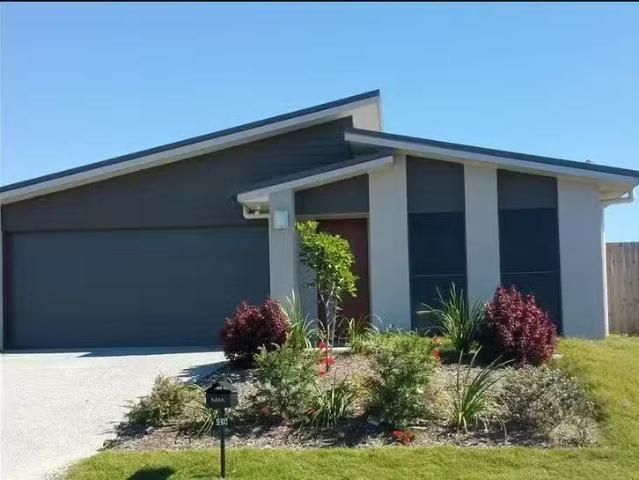 Deal! 49 Woodrose Circuit, Pimpama, QLD 4209