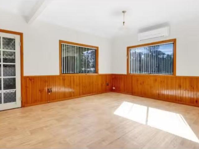 Cozy 404A Nutt Road, Londonderry House for rent Listed by Eri.