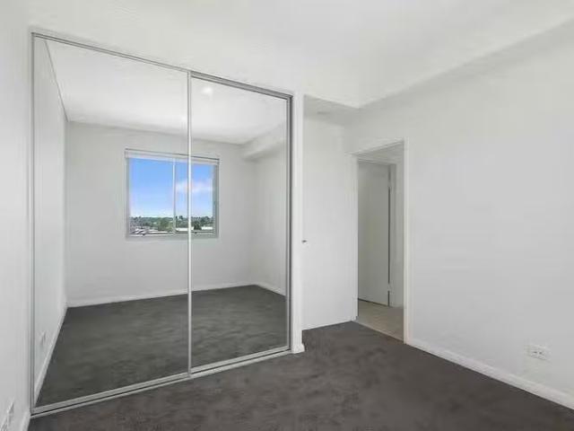 Rental! 405/108 Station Street, Wentworthville, NSW 2145