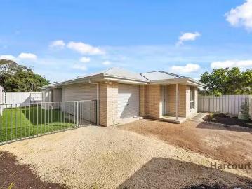 Unique 40 Harbourview Road, Hackham West, SA 5163