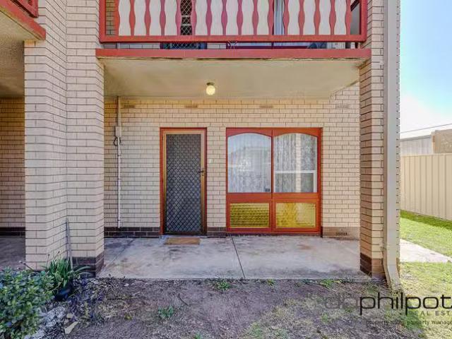 Cozy 4/10 Jeffrey Street, Brooklyn Park, SA 5032
