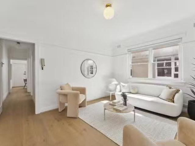 Unique 4/122 Francis Street, Bondi Beach, NSW 2026