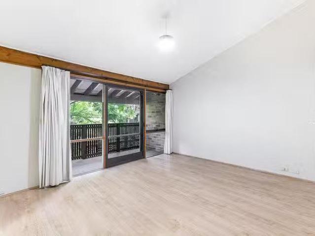 Charming 4/146 Culloden Road, Marsfield, NSW 2122