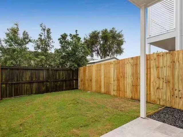 Just in! 4/1488 Wynnum Road, Tingalpa, QLD 4173