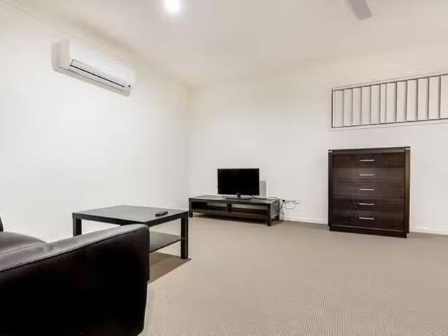 New 4/14 Beatty Road, Rocklea, QLD 4106