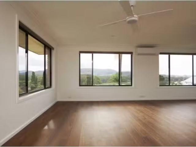 Deal! 4/194 Edinburgh Street, COFFS HARBOUR Apartment for rent.