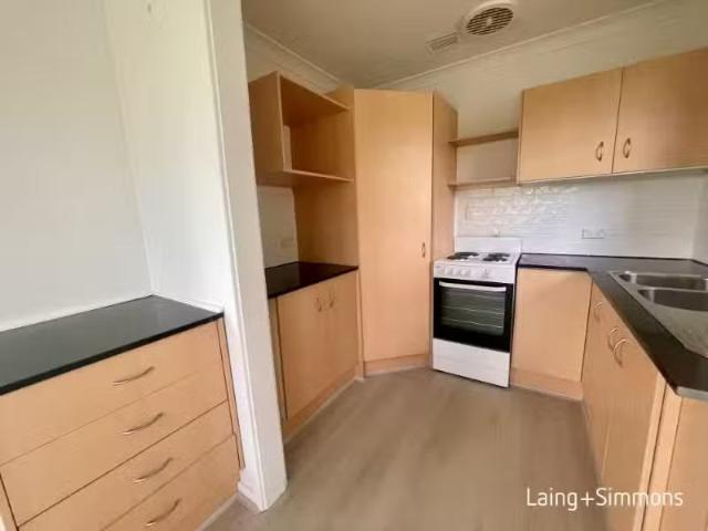 Deal! 41 Marquesa Cres, Lethbridge Park House for rent Listed.