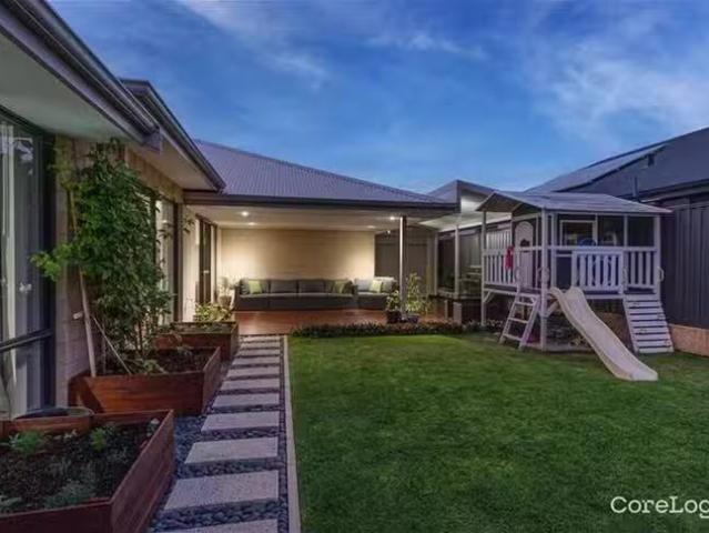 Just in! 41 Ballybofey Loop, Bullsbrook, WA 6084