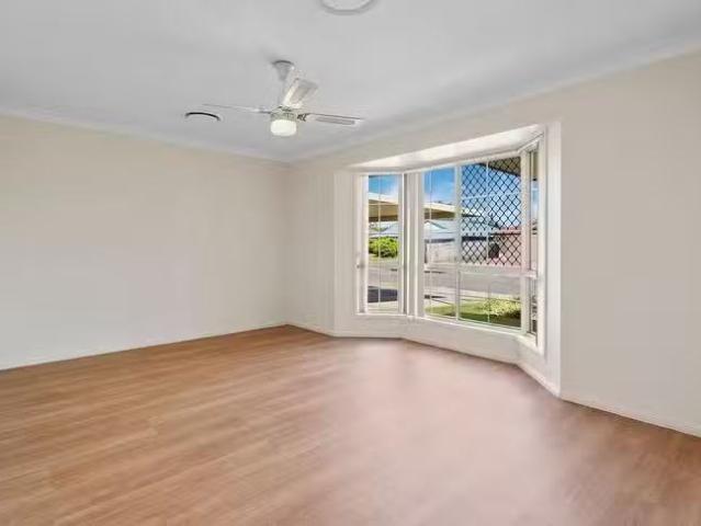 Unique 41 Hanlon Street, Tanah Merah, QLD 4128