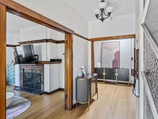 Charming 423 Elizabeth Street, North Hobart, TAS 7000