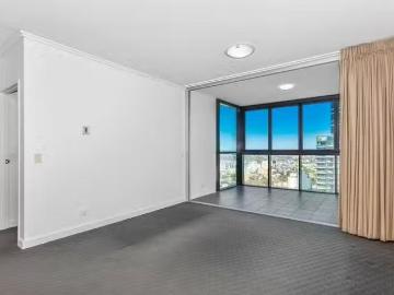 Cheap 4210/128 Charlotte Street, Brisbane City, QLD 4000