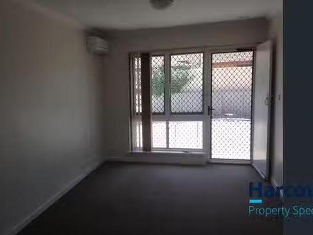 Cheap 4/238 Grand Promenade, Dianella, WA 6059