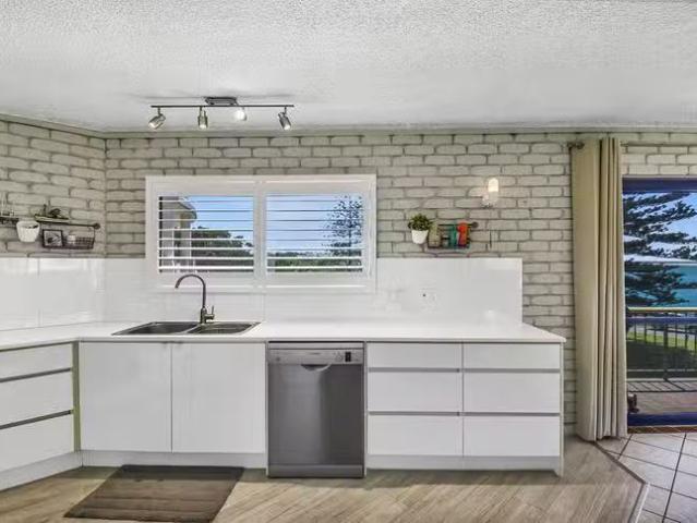 For Rent! 4/29 Landsborough Parade, Golden Beach, QLD 4551