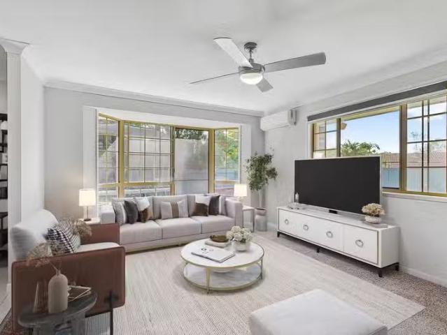 Cheap 42 Mur Street, FERNY GROVE, QLD 4055 House for Rent