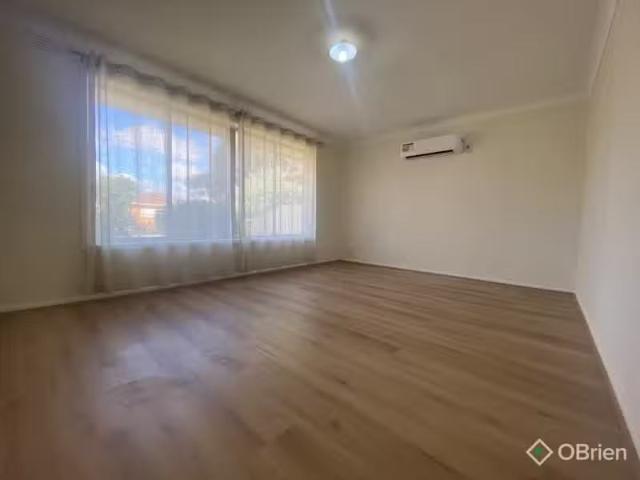 Unique 42 Bird Street, Deer Park VIC 3023