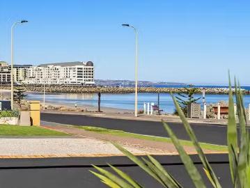 Unique 4/33 North Esplanade, Glenelg North, SA 5045