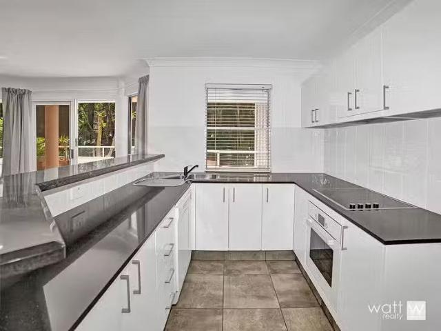 Unique 4/33 Park Avenue, Auchenflower, QLD 4066