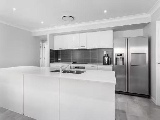 Charming 43 Bergamot Circuit, Griffin, QLD 4503