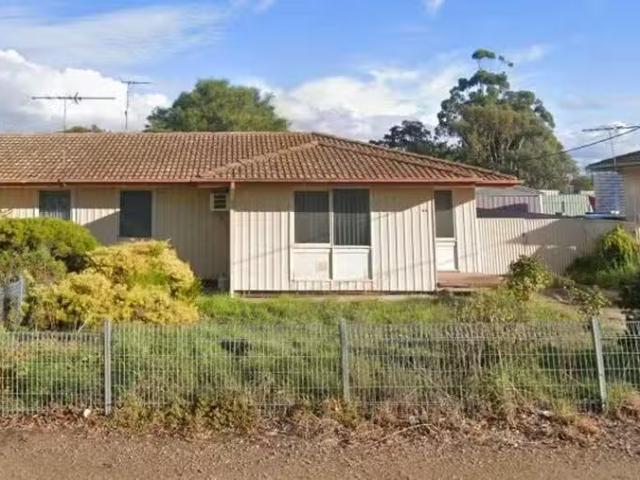 Nice 43 Cawte Street, Murray Bridge, SA 5253