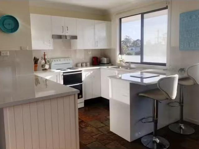 Deal! 43 SYDNEY AVENUE, CALLALA BAY House for rent Listed by.