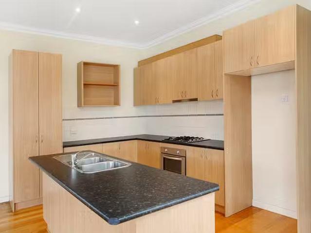 For Rent! 43 Tarrengower Street, Yarraville VIC 3013