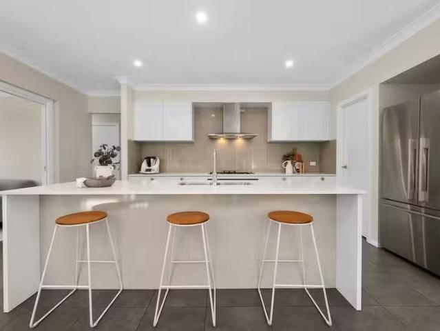 Cozy 4 Cossentine Street, Cooranbong, NSW 2265 House for Rent
