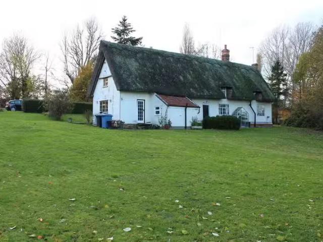 Cozy 4 bedroom cottage for rent in Milden Road, Brent Eleigh.