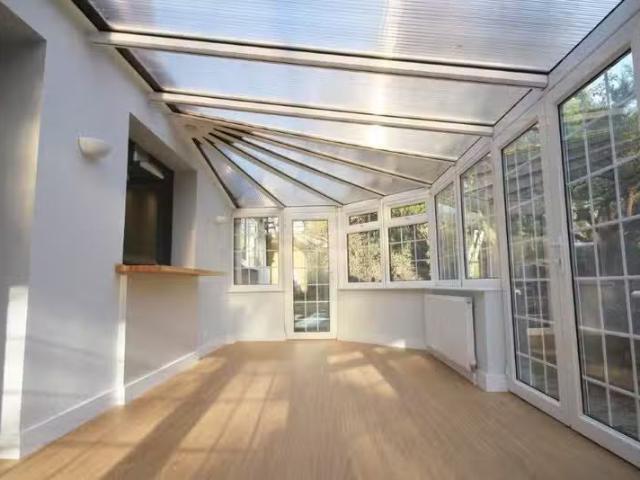 Nice 4 bedroom house for rent in Saunders House, Saunders Lane.