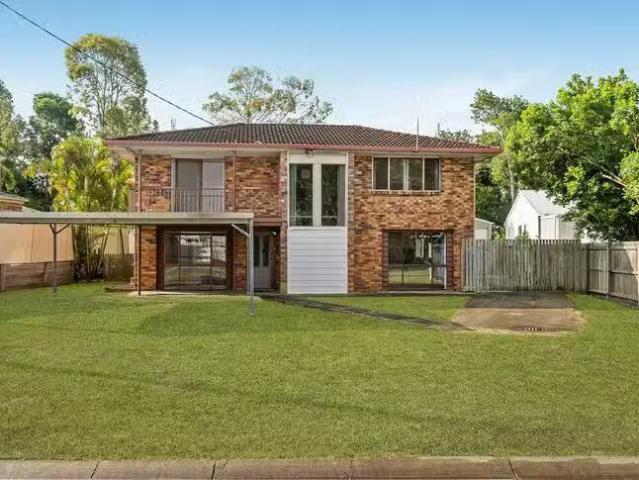 Unique 4 BR 108 Sheehan Avenue, Hope Island, QLD 4212