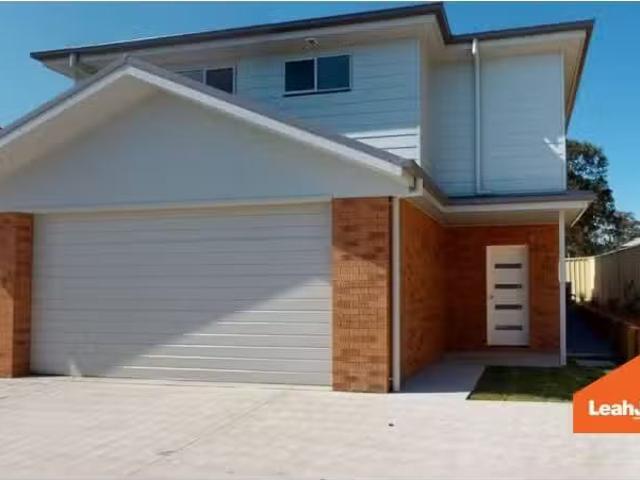 Rental! 4 BR 1/13b Wilton Drive, East Maitland Townhouse for r.