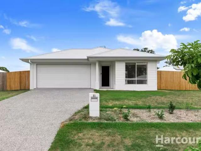 Deal! 4 BR 11 Gentle Rain Circuit, BURRUM HEADS, QLD 4659 Ho.