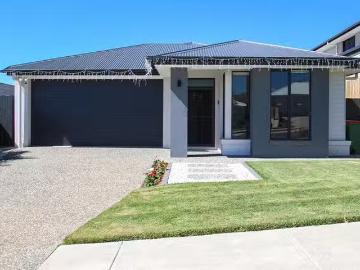 Cozy 4 BR 12 Applecross Circuit, Spring Mountain, QLD 4300