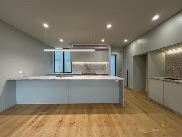 New 4 BR 13/28 Service Road, Blackburn, VIC 3130