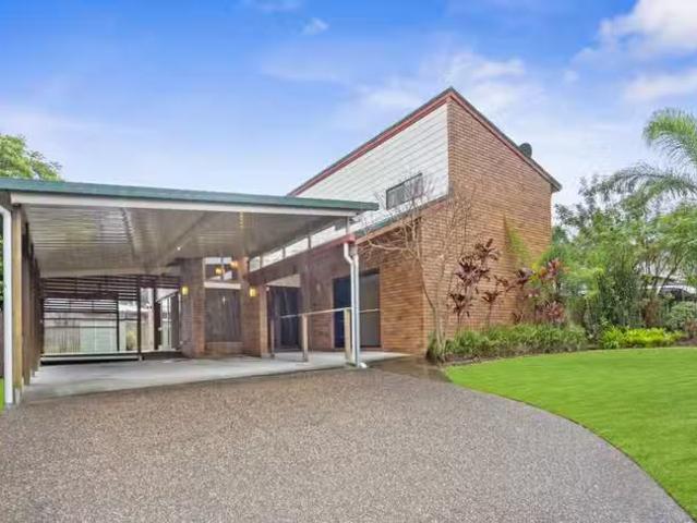 Cheap 4 BR 14 Gurnai Street, BELMONT, QLD 4153 House for Rent