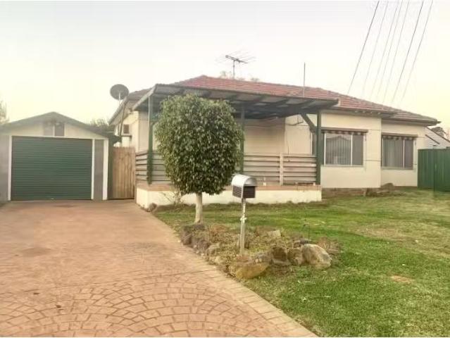 New 4 BR 14 David Avenue, Casula House for rent Listed by Ema.