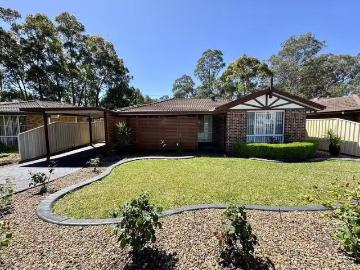 For Rent! 4 BR 14 Debussy Place, Cranebrook, NSW 2749