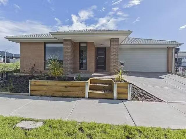 New 4 BR 14 Pronto Drive, Kalkallo, VIC 3064