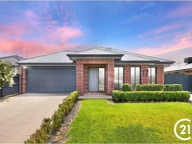Deal! 4 BR 17 Lakeview Drive, Moama House for rent Listed by.