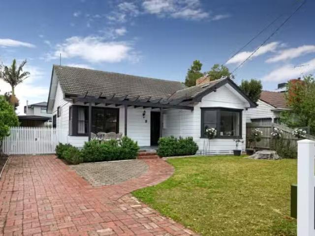 Just in! 4 BR 18 Hill Street, Bentleigh East VIC 3165 House.