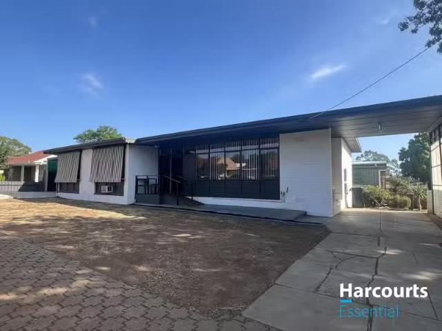 For Rent! 4 BR 1 Jacaranda Drive, SALISBURY EAST, SA 5109 Ho.