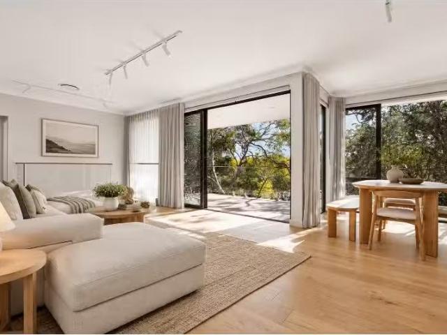 Nice 4 BR 22 Dettmann Avenue, Longueville House for rent List.