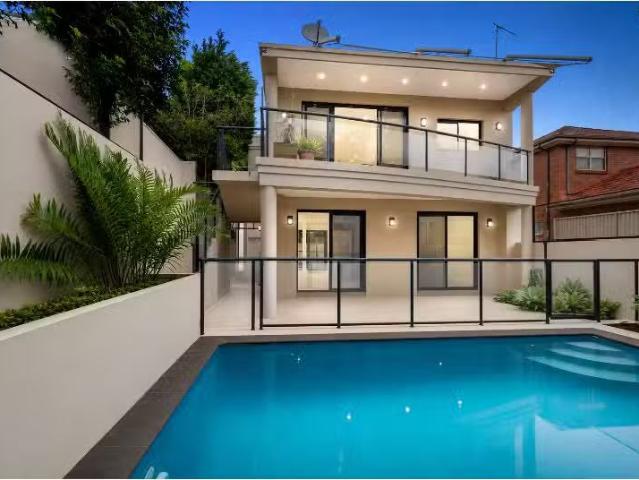 Cozy 4 BR 22 Magarra Place, Seaforth House for rent Listed by.