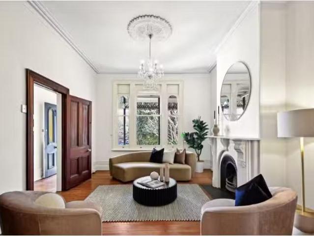 Cheap 4 BR 245 Trafalgar Street, Petersham House for rent Lis.