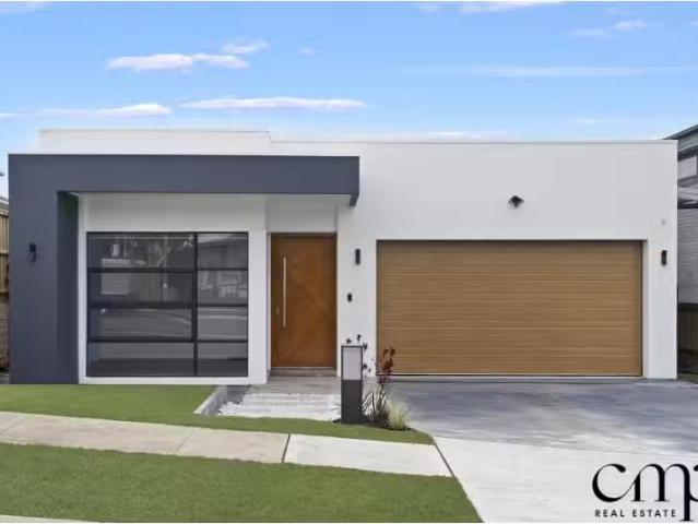 Cozy 4 BR 24 Binshaw Crescent, MENANGLE PARK House for rent L.
