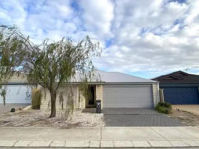 For Rent! 4 BR 25 Keyham Street, Bertram, WA 6167