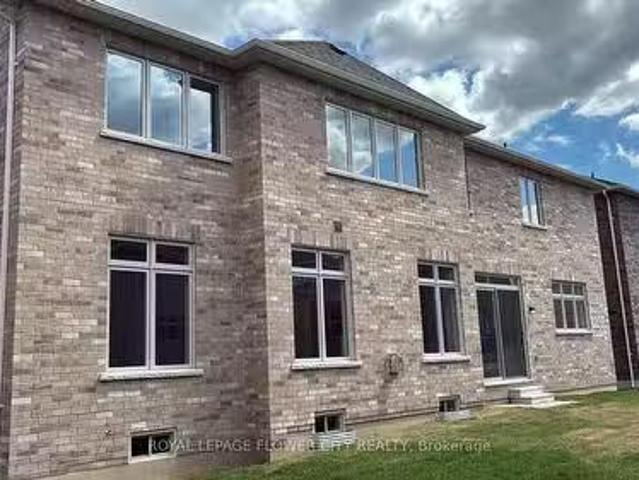 Nice 4 BR 26 Twinleaf Crescent, Adjala Tosorontio, ON, L0G 1W0.
