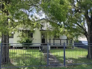 Deal! 4 BR 27 Diary Street, CASINO House for rent Listed by B.